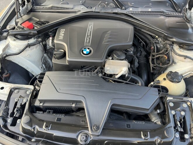 BMW 328 2013, 210,000 km - 3.0 l - Şəki