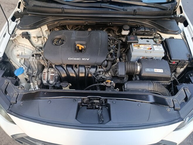 Hyundai Elantra 2017, 176,000 km - 2.0 l - Bakı