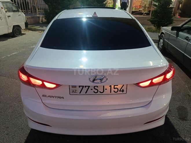 Hyundai Elantra 2017, 176,000 km - 2.0 l - Bakı