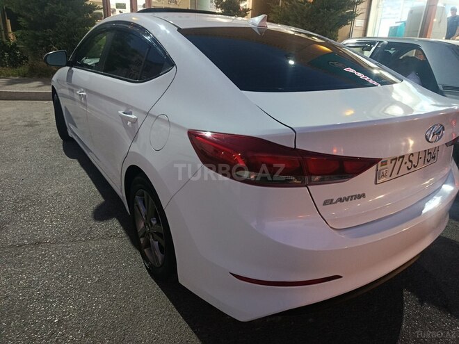 Hyundai Elantra 2017, 176,000 km - 2.0 l - Bakı