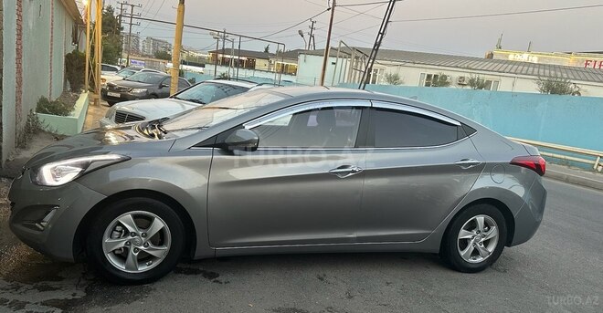 Hyundai Avante 2014, 228,000 km - 1.6 l - Bakı