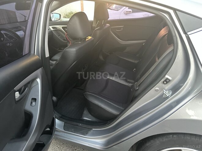 Hyundai Avante 2014, 228,000 km - 1.6 l - Bakı
