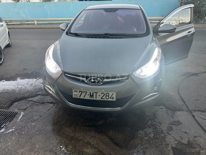 Hyundai Avante 2014, 228,000 km - 1.6 l - Bakı