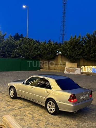 Mercedes C 200 2000, 238,756 km - 2.0 l - Bakı