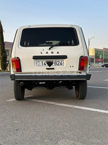 LADA (VAZ) Niva 1999, 120,000 km - 1.7 l - Saatlı