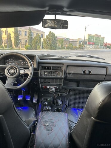 LADA (VAZ) Niva 1999, 120,000 km - 1.7 l - Saatlı