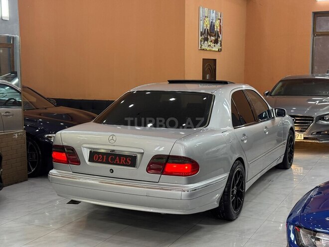 Mercedes E 240 2000, 265,393 km - 2.4 l - Xırdalan