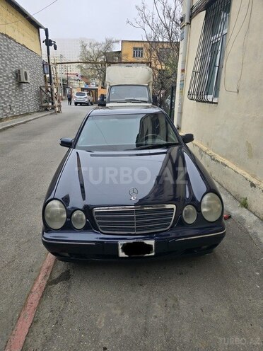 Mercedes E 270 2000, 590,000 km - 2.7 l - Bakı