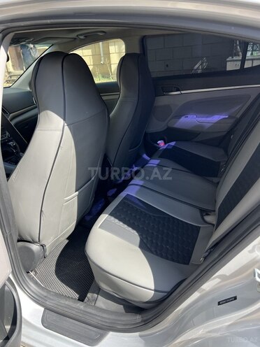 Hyundai Elantra 2018, 191,512 km - 2.0 l - Bakı