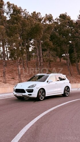 Porsche Cayenne Turbo S 2014, 176,000 km - 4.8 l - Bakı