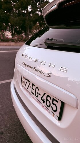 Porsche Cayenne Turbo S 2014, 176,000 km - 4.8 l - Bakı