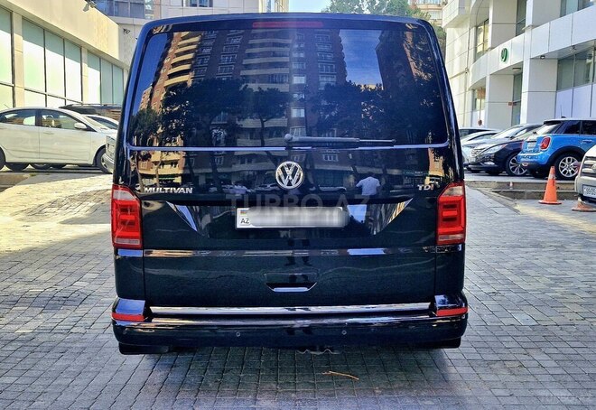 Volkswagen Multivan 2015, 260,000 km - 2.0 л - Bakı