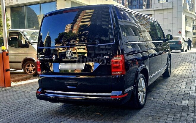 Volkswagen Multivan 2015, 260,000 km - 2.0 л - Bakı