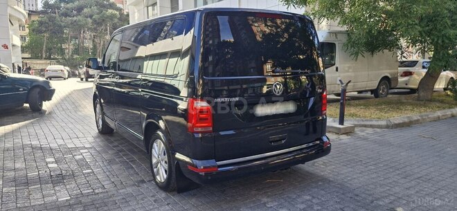 Volkswagen Multivan 2015, 260,000 km - 2.0 л - Bakı