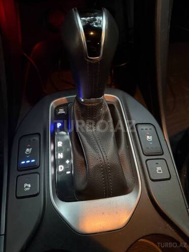 Hyundai Santa Fe 2016, 111,000 km - 2.0 л - Bakı