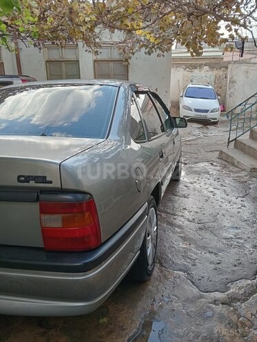 Opel Vectra 1993, 695,000 km - 1.8 l - Bakı