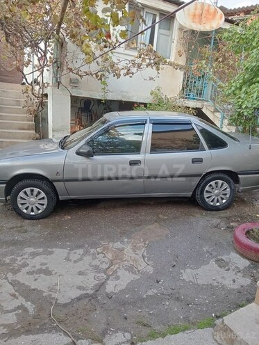 Opel Vectra 1993, 695,000 km - 1.8 l - Bakı