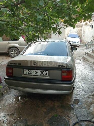 Opel Vectra 1993, 695,000 km - 1.8 l - Bakı