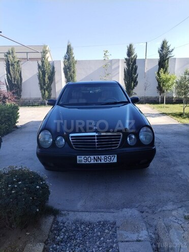 Mercedes E 220 d 2000, 267,000 km - 2.2 л - Bakı