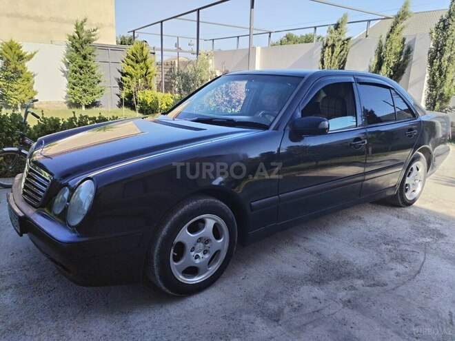Mercedes E 220 d 2000, 267,000 km - 2.2 л - Bakı