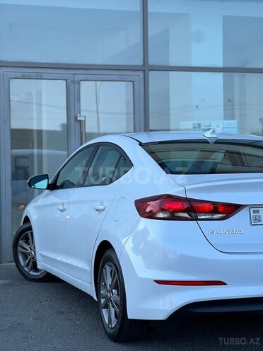 Hyundai Elantra 2017, 93,583 km - 2.0 л - Bakı