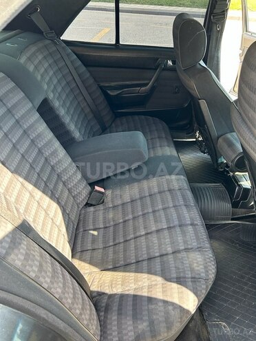 Mercedes 190 1991, 419,000 km - 2.0 l - Bakı