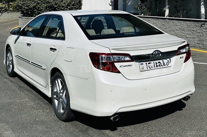 Toyota Camry 2013, 560,000 km - 2.5 l - Bakı