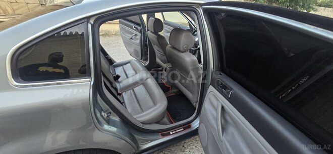 Volkswagen Passat 2004, 321,869 km - 1.8 l - Şamaxı