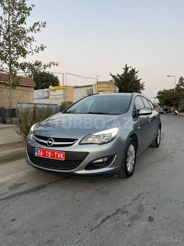 Opel Astra 2015, 147,300 km - 1.6 l - Bakı