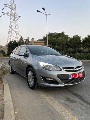 Opel Astra 2015, 147,300 km - 1.6 l - Bakı