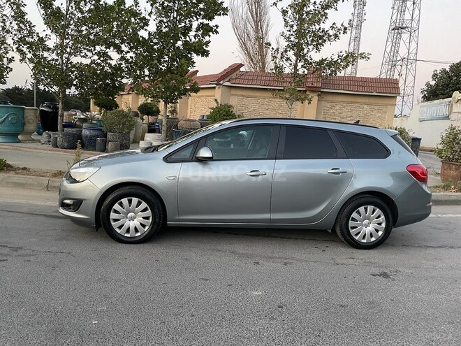 Opel Astra 2015, 147,300 km - 1.6 l - Bakı