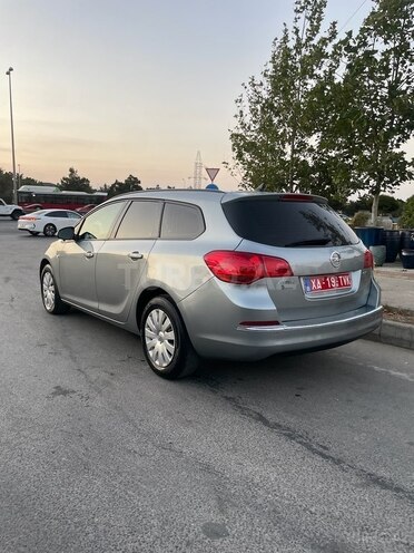 Opel Astra 2015, 147,300 km - 1.6 l - Bakı