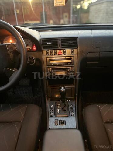 Mercedes C 230 1998, 337,124 km - 2.3 л - Sabirabad