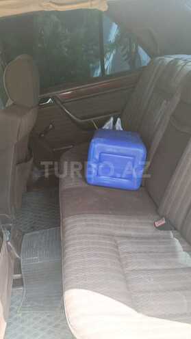 Mercedes E 250 1993, 370,000 km - 2.5 l - Bakı