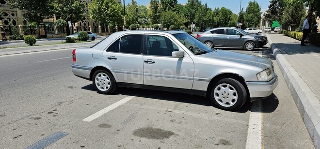 Mercedes C 200 1996, 236,000 km - 2.0 л - Bakı