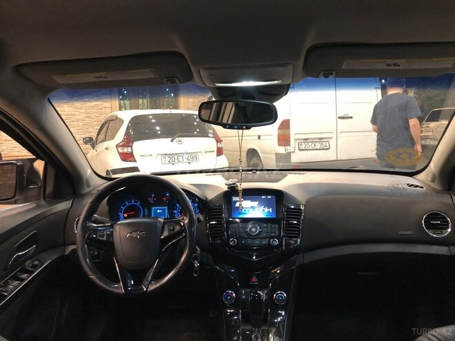 Chevrolet Cruze 2015, 239,981 km - 1.4 l - Gəncə