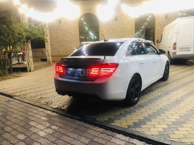 Chevrolet Cruze 2015, 239,981 km - 1.4 l - Gəncə