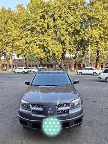 Mitsubishi Outlander 2005, 178,000 km - 2.4 l - Bakı