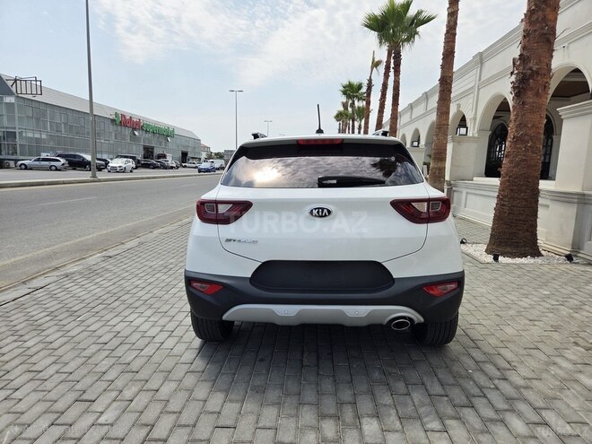 Kia Stonic 2017, 111,000 km - 1.6 l - Bakı