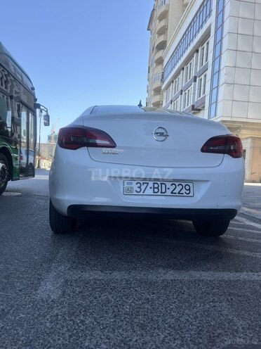 Opel Astra 2015, 165,000 km - 1.6 l - Bakı