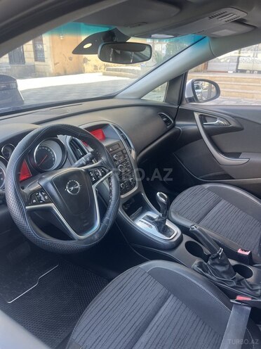 Opel Astra 2015, 165,000 km - 1.6 l - Bakı