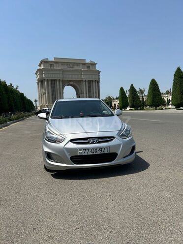Hyundai Accent 2015, 203,000 km - 1.6 l - Gəncə
