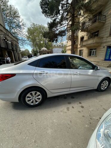 Hyundai Accent 2015, 203,000 km - 1.6 l - Gəncə