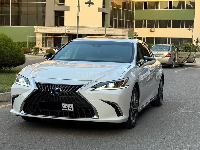Lexus ES 300h 2021, 39,000 km - 2.5 l - Bakı