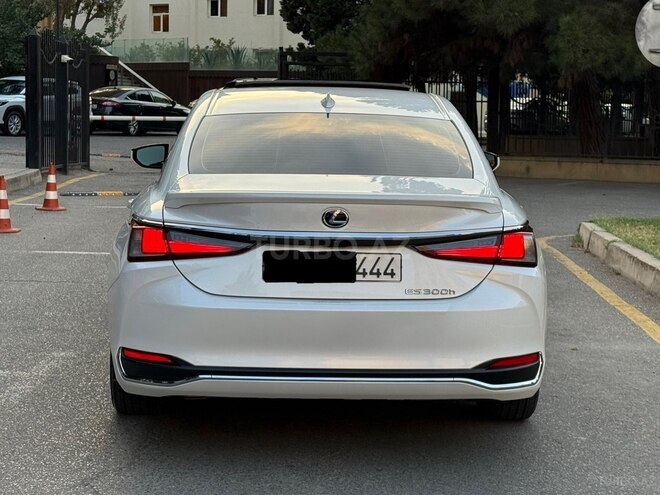 Lexus ES 300h 2021, 39,000 km - 2.5 l - Bakı