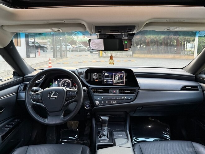 Lexus ES 300h 2021, 39,000 km - 2.5 l - Bakı