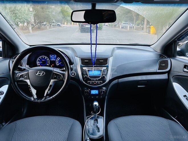 Hyundai Accent 2013, 199,000 km - 1.6 l - Bakı