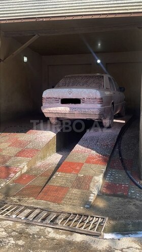 Mercedes 190 1991, 300,000 km - 2.0 л - Masallı