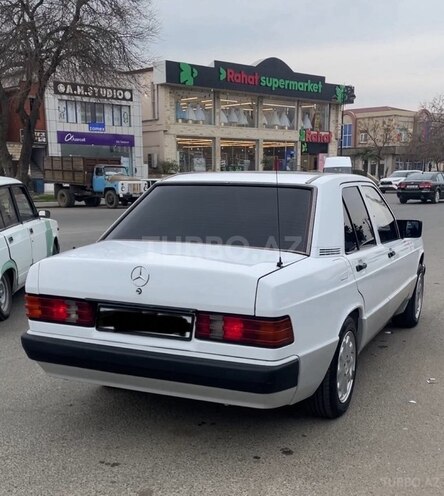 Mercedes 190 1991, 300,000 km - 2.0 л - Masallı