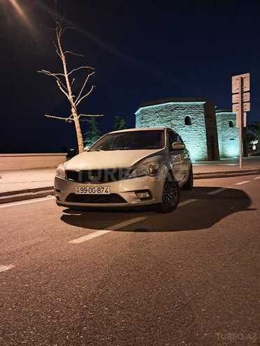 Kia Ceed 2010, 297,000 km - 1.6 л - Bakı